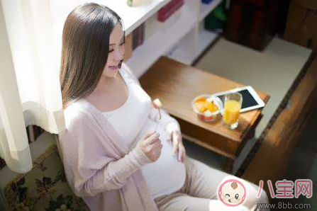 孕婦在懷孕期間可以唱歌嗎 孕婦唱歌會導(dǎo)致胎兒缺氧嗎 孕婦在懷孕期間可以唱歌嗎 孕婦唱歌會導(dǎo)致胎兒缺氧嗎