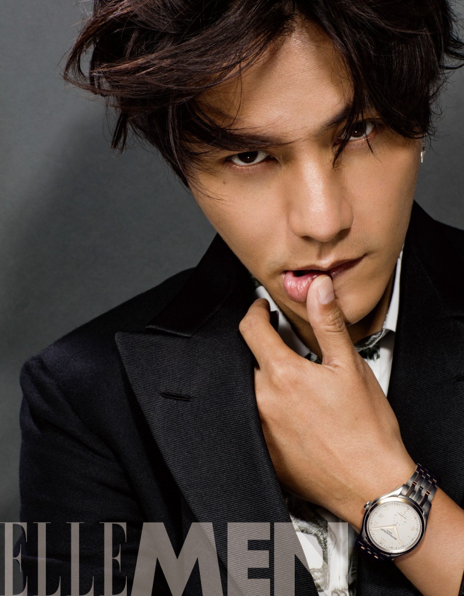 陳坤登雜志開年封面 簡直是行走的畫報