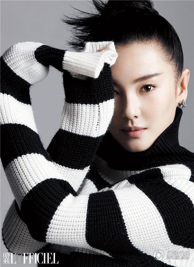 張雨綺登雜志開(kāi)年封面照 簡(jiǎn)約造型點(diǎn)出靈動(dòng)氣息