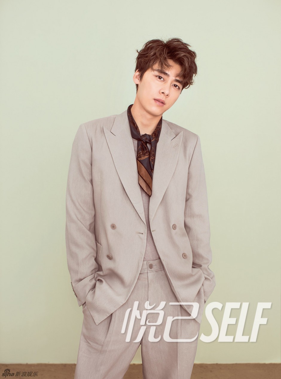 李易峰帥氣雜志封面照 時(shí)尚演繹花美男style