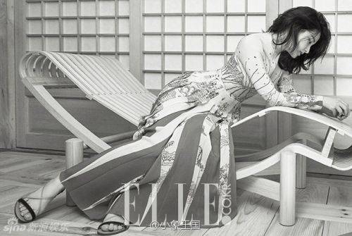 李英愛(ài)雜志封面寫(xiě)真曝光 優(yōu)雅端莊仙氣足