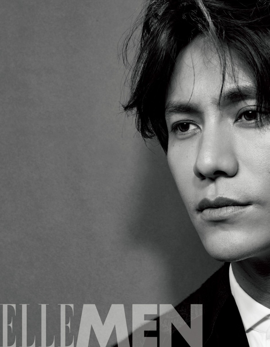 陳坤登雜志開(kāi)年封面 簡(jiǎn)直是行走的畫報(bào)