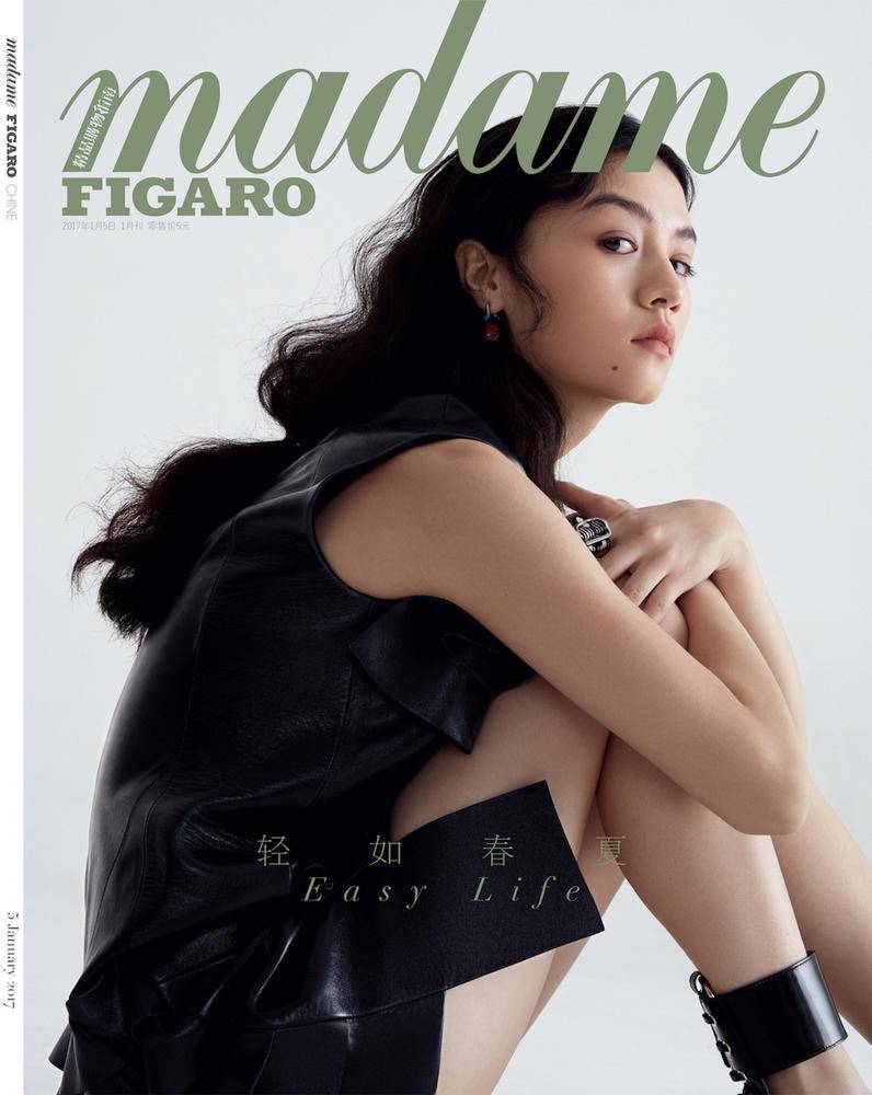 金像獎(jiǎng)影后春夏登雜志開(kāi)年封面 演繹靈動(dòng)少女專(zhuān)屬魅力