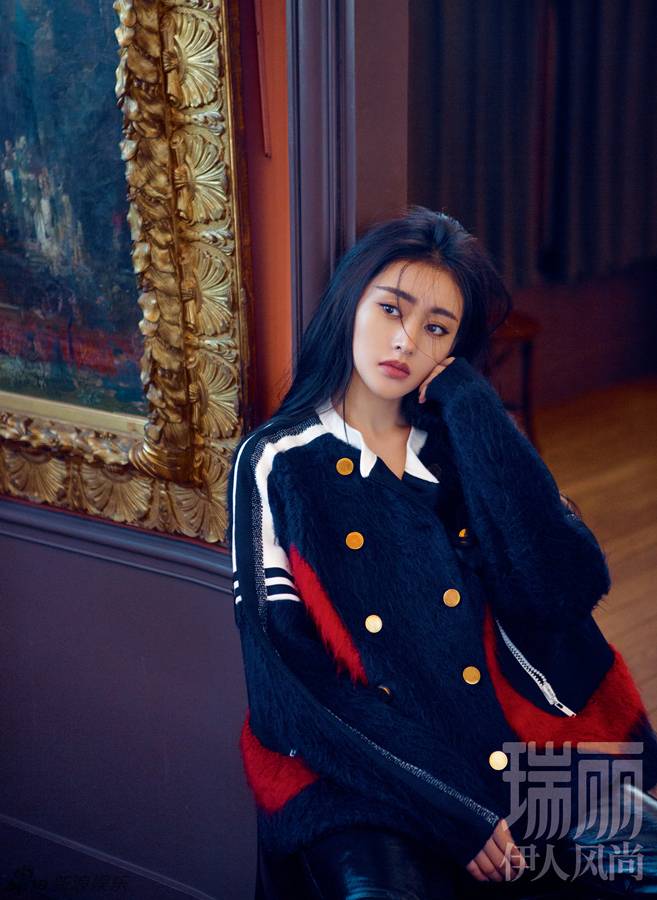 張?zhí)鞇鄣请s志雙封面 風格多變突破自我