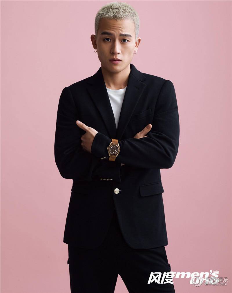 歐豪最新封面寫真照 變身雙面男票魅力爆表