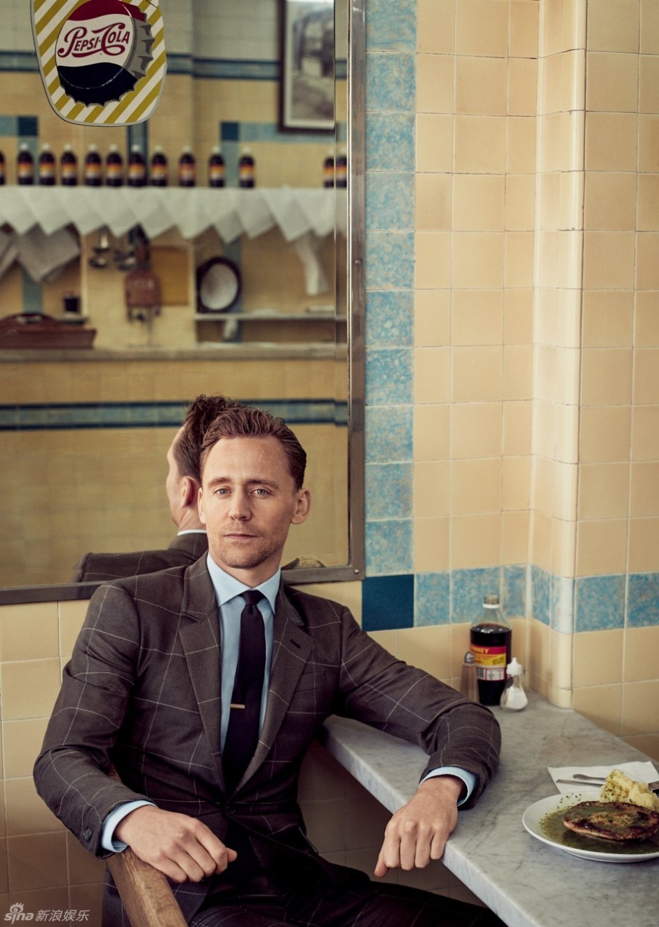 抖森帥氣登《GQ》雜志封面 詮釋優(yōu)雅展男人魅力