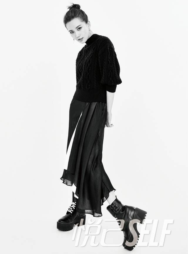 劉詩詩登《悅己SELF》雜志封面 簡約干練酷勁十足
