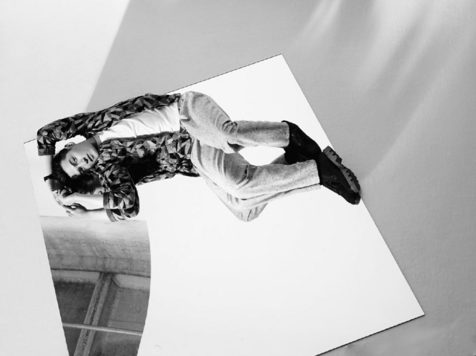 胡歌封面雜志圖片 這痞帥的氣質(zhì)簡(jiǎn)直擋不??！