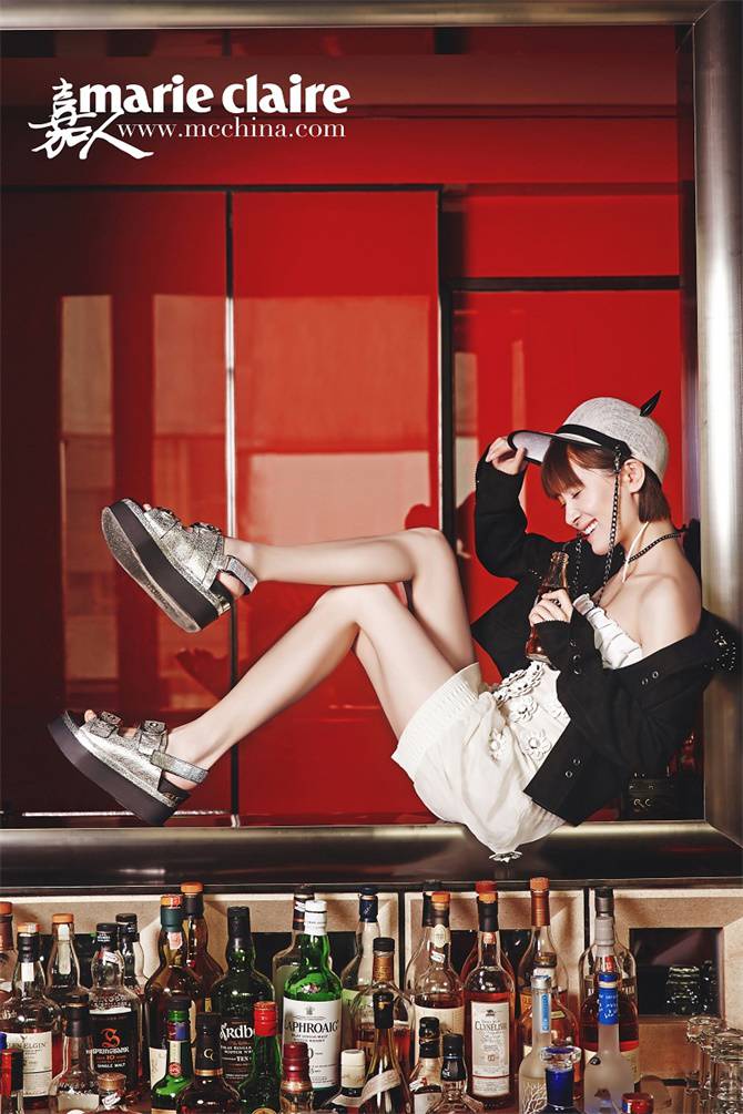 &ldquo;曲妖精&rdquo;王子文短發(fā)造型為《嘉人》拍攝人物大片