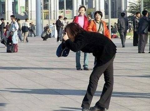 攝影師爆笑的拍照姿勢