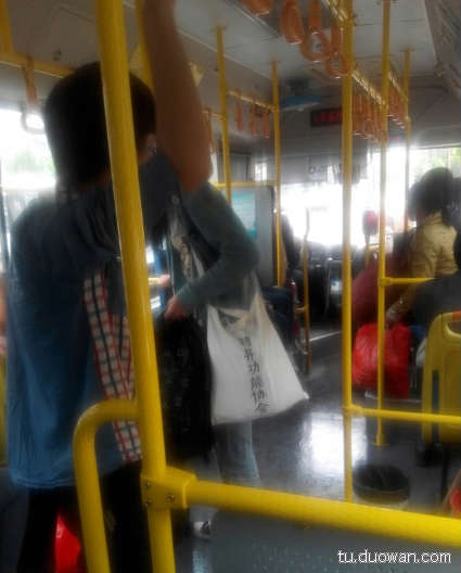 邪惡內(nèi)涵圖片之你第一眼是先看哪里？