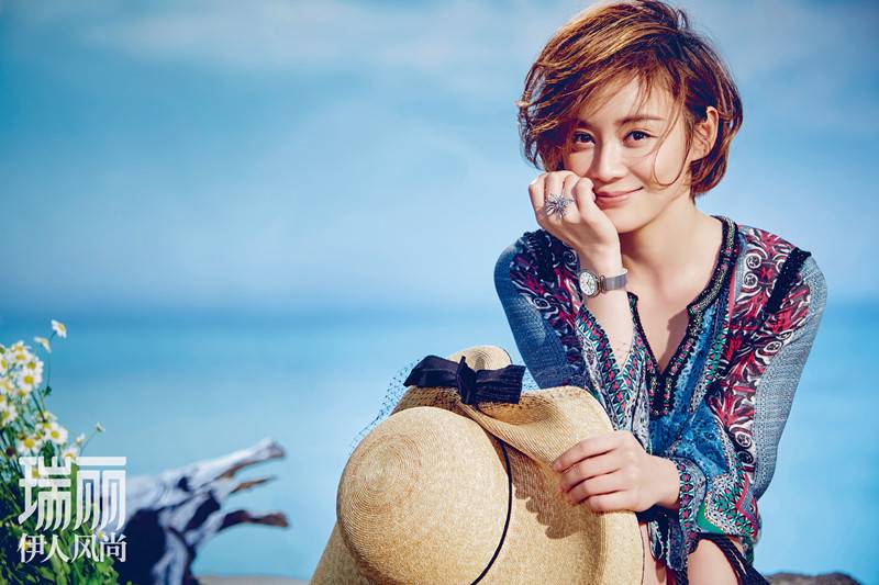 袁姍姍封面大片曝光 引領(lǐng)夏日“新瘦主義”