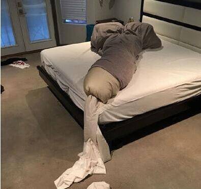 每日爆笑圖片之被子的邪惡疊法