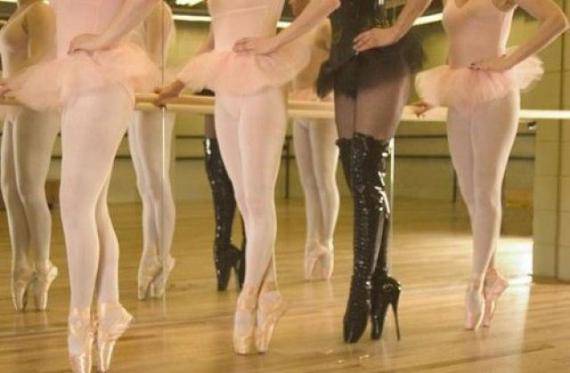 猜一猜她們在干嘛...