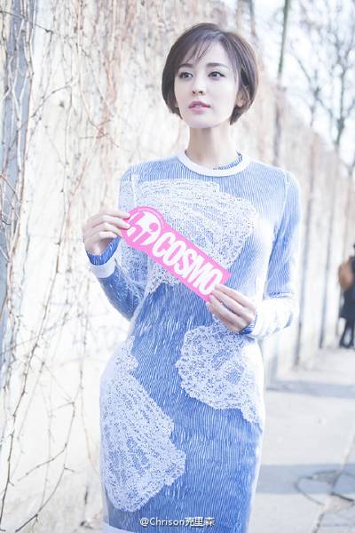 古力娜扎發(fā)型圖片欣賞 俏皮清純的短發(fā)丸子頭