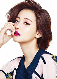韓國(guó)女明星發(fā)型圖片 廣告界小天后吳漣序干練短發(fā)寫真