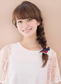 輕熟女氣質發(fā)型 夏季清新扎法