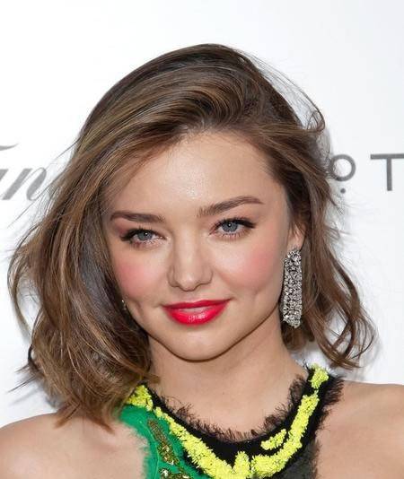 女明星發(fā)型圖片分享 凱特女王特演繹氣質(zhì)發(fā)型