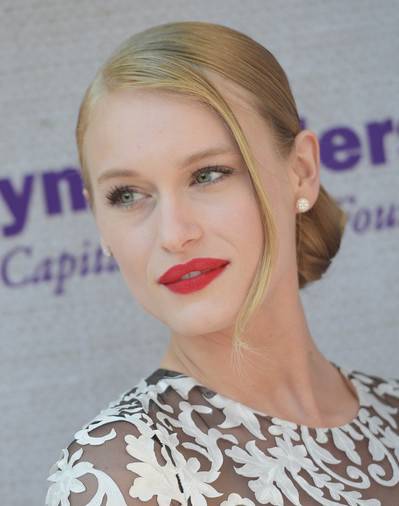 歐美女明星發(fā)型圖片 女神級(jí)長發(fā)大放送