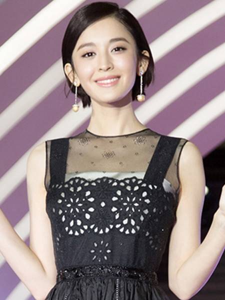 古力娜扎短發(fā)發(fā)型圖片 齊耳短發(fā)成時尚新寵