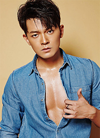 閆肅最新寫真大片曝光 大秀肌肉魅力爆表