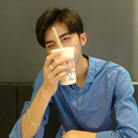 帥氣拋媚眼短發(fā)型男頭像圖片