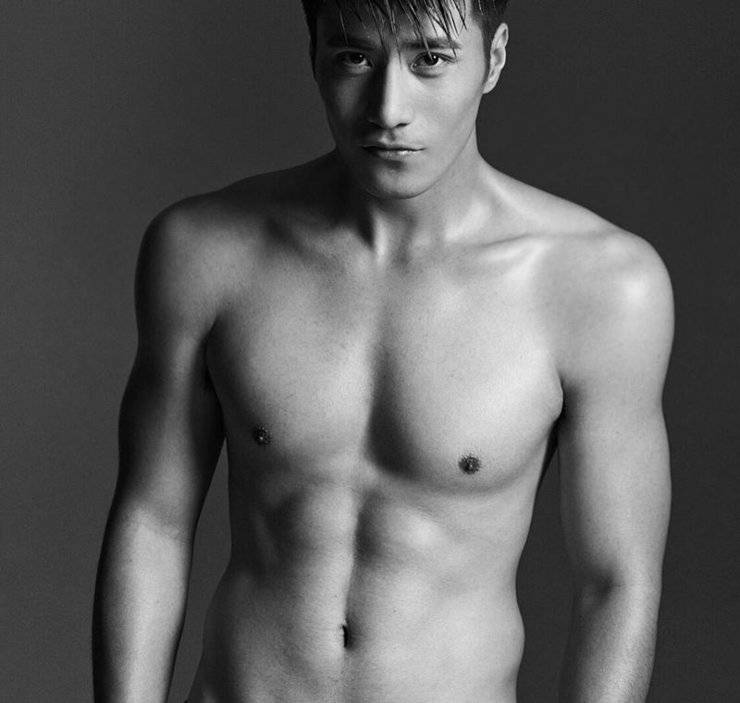 內(nèi)地演員李晨浩腹肌寫真盡顯男性魅力