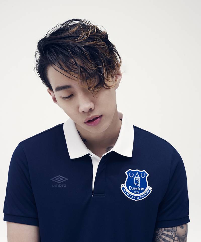 韓星樸宰范濕發(fā)發(fā)型寫真 彰顯狂野魅力