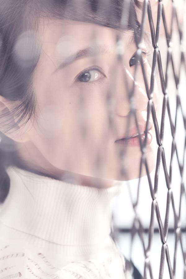 朱丹最新寫真大片曝光 盡顯慵懶隨性范兒