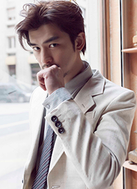 陳柏霖最新時(shí)尚寫真大片 儒雅有型撩妹力max