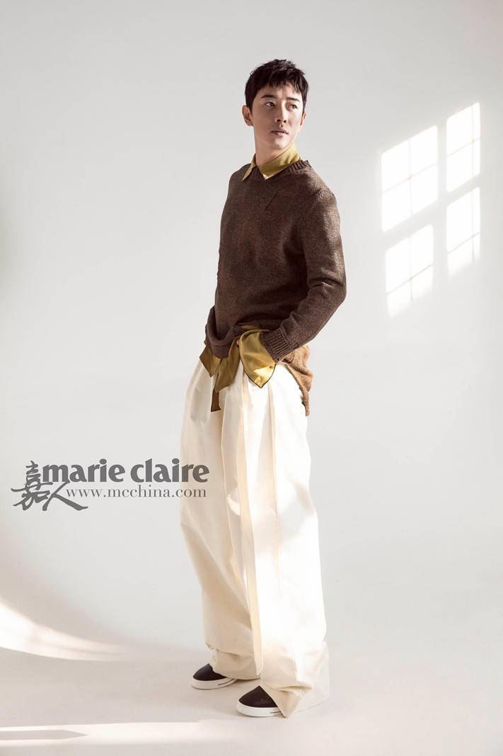 羅晉最新時尚大片曝光 示范冬日暖男穿搭