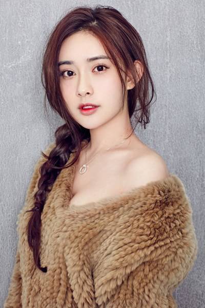 孟子義早春暖色系寫真 活力演繹清新風(fēng)格