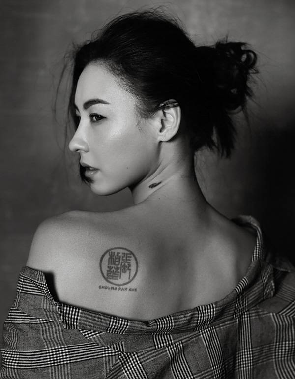 張柏芝性感大片曝光 露腰露肩又露事業(yè)線