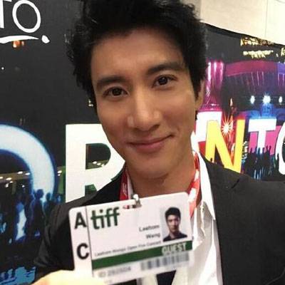 王力宏被曝嫖娼 懶理傳聞參加電影節(jié)露笑容