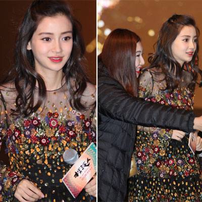 angelababy花衣遮孕肚 腰身變粗仍美艷