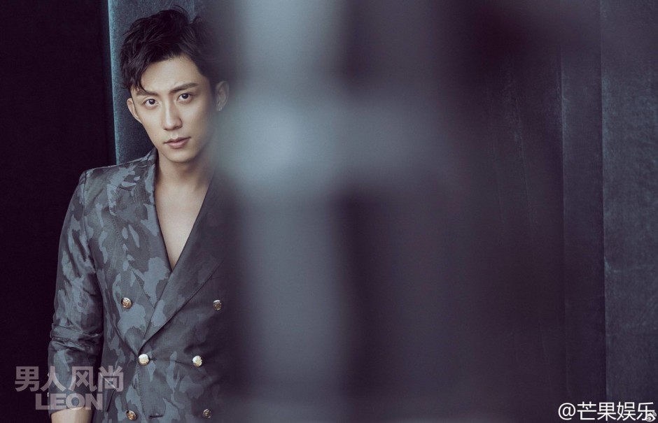 黃景瑜最新帥氣寫(xiě)真公開(kāi) 俊朗面孔彰顯男人風(fēng)尚
