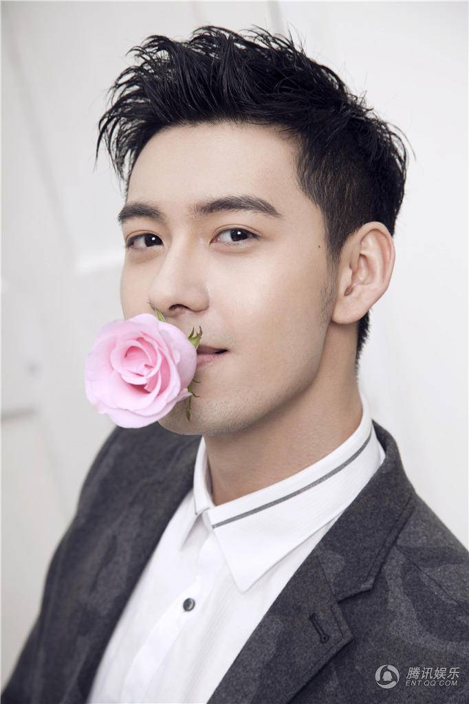 演員陳星旭寫真大片 寵溺眼神開啟情人節(jié)誘惑