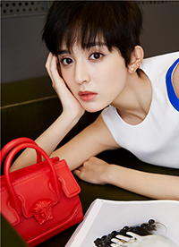 古力娜扎早春寫真大片 摩登風(fēng)范酷感十足