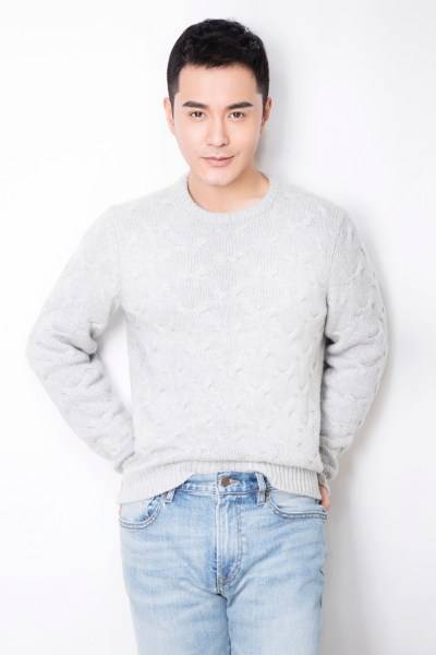 演員王雅倫新春寫(xiě)真曝光 盡顯優(yōu)雅暖男氣質(zhì)