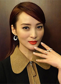 瓊瑤女星今昔對(duì)比 蔣勤勤網(wǎng)紅臉王艷似大媽