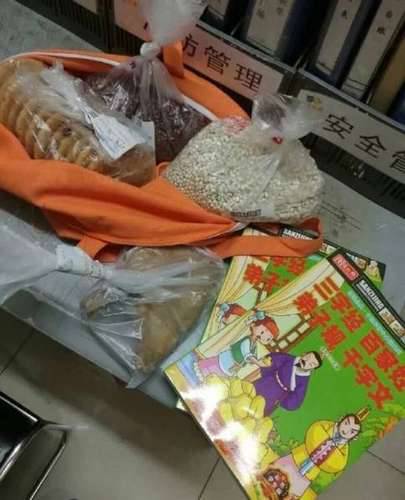 最心酸的兒童節(jié)禮物 南京母親偷雞腿竟是為了患病女兒