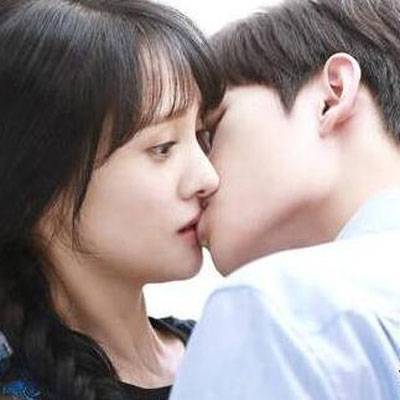 楊洋撩妹4大招曝光  霸氣要足技術(shù)要好