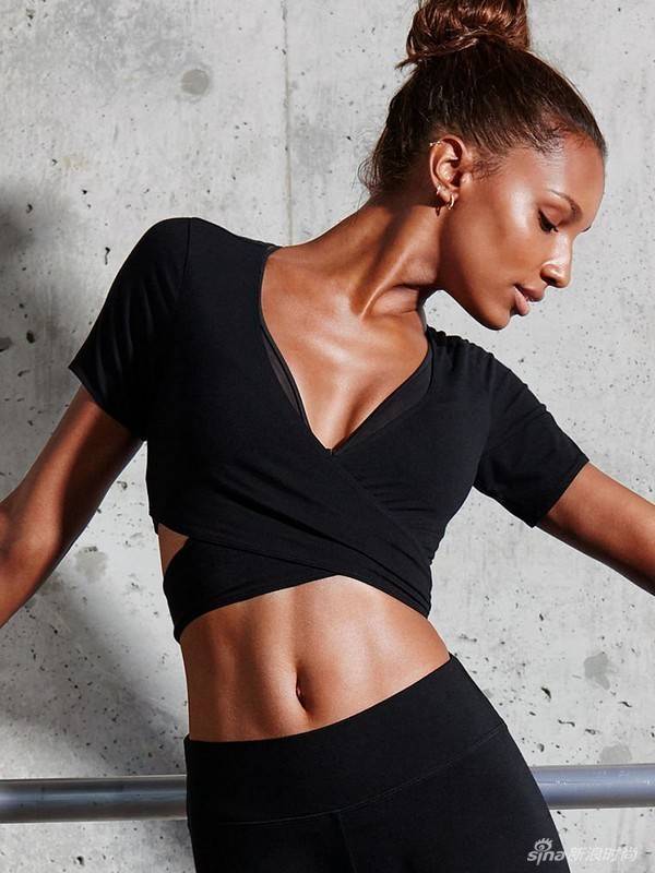 維密黑天使Jasmine Tookes性感運(yùn)動(dòng)大片曝光