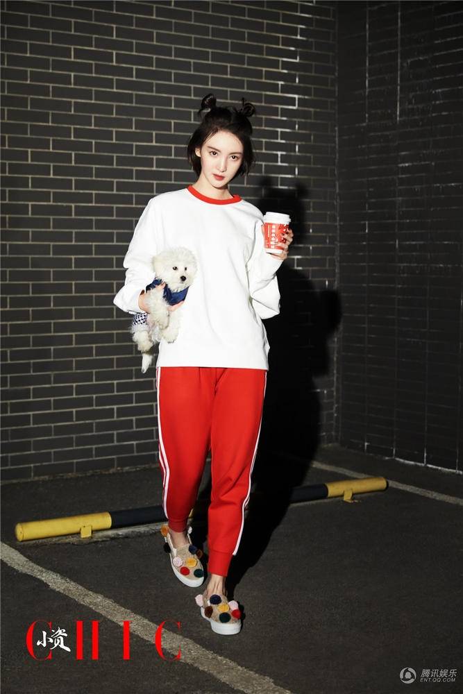 金晨最新時(shí)尚寫(xiě)真大片 輕松hold住多種造型