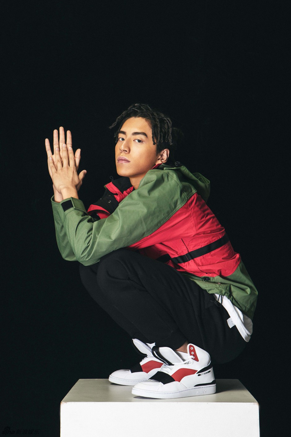 王大陸最新寫真曝光 野痞臟辮玩味十足