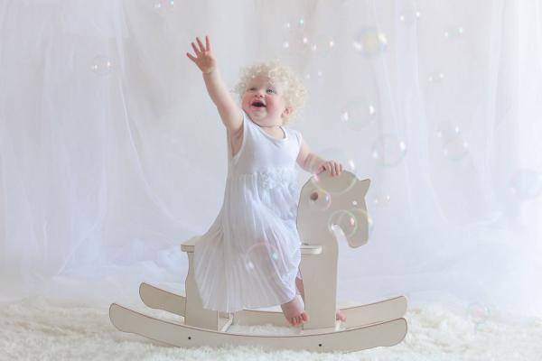 另類(lèi)美！攝影師為白化病人拍唯美大片