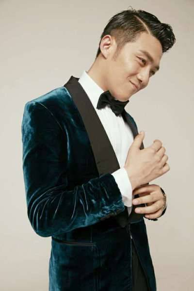 亂世麗人行李澤鋒曝最新寫真 盡顯張揚不羈