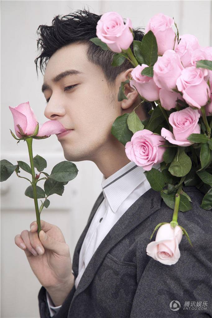 演員陳星旭寫真大片 寵溺眼神開啟情人節(jié)誘惑