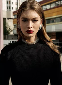 五種紅唇妝容的搭配教學(xué) 讓你任何場合都能駕馭