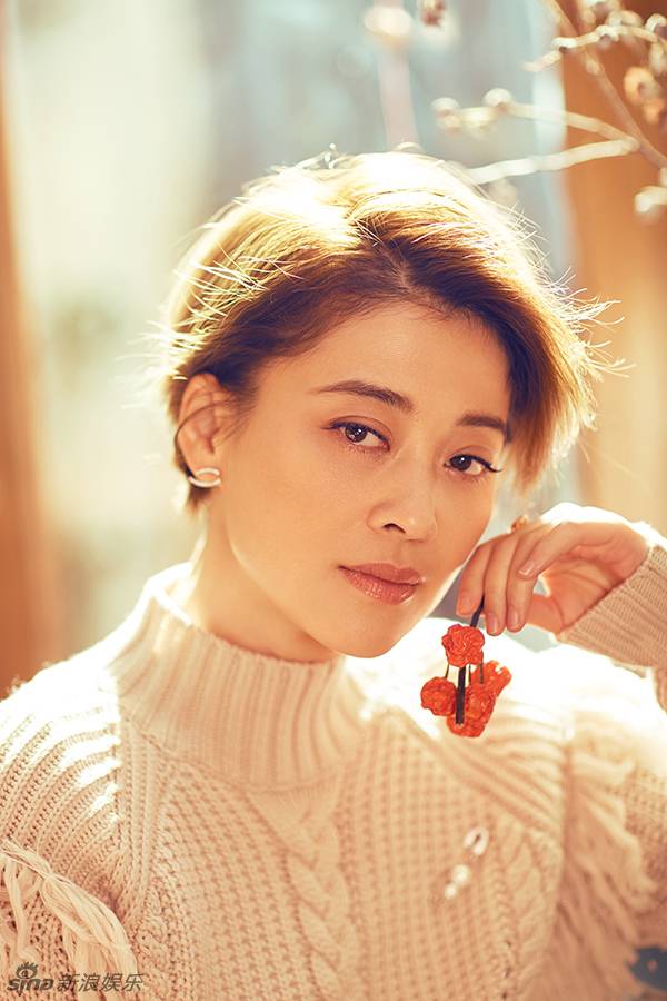 梅婷新春寫真大片曝光 溫暖如光笑容滿分